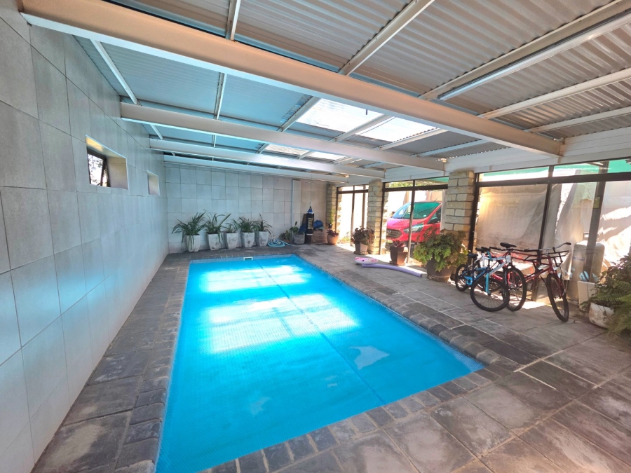 5 Bedroom Property for Sale in Morelig Free State